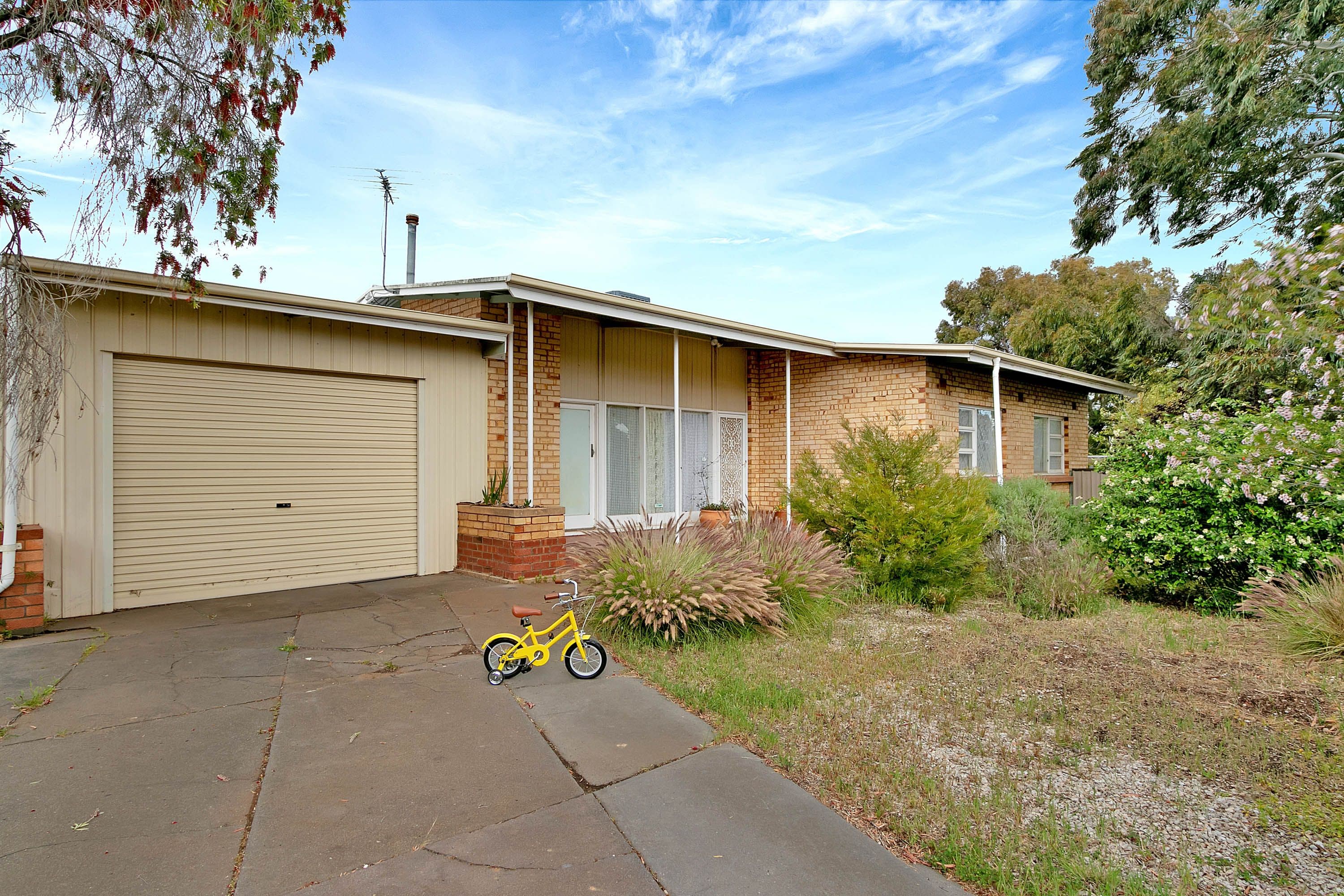 77 Northampton Crescent, Elizabeth East SA 5112, Elizabeth East - Image 1