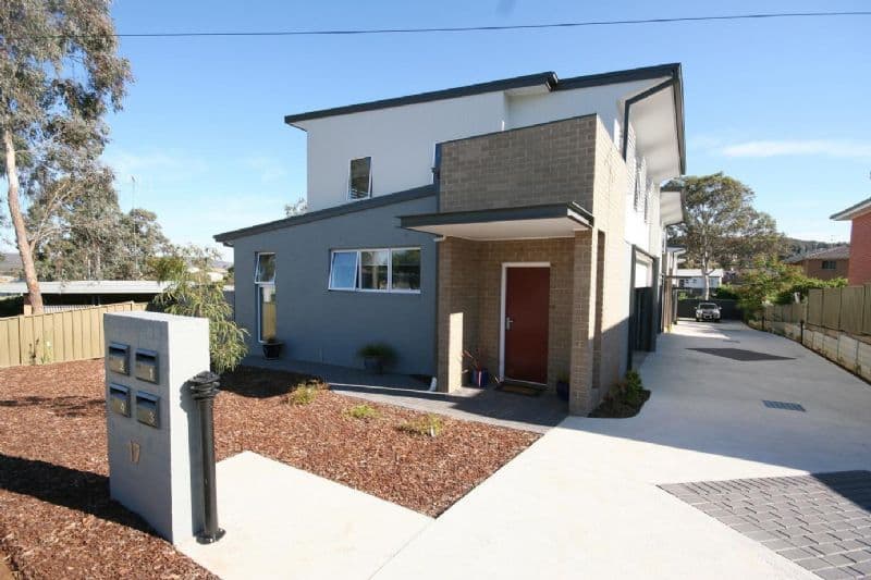 17 Gilmore Place, QUEANBEYAN NSW 2620, Queanbeyan West - Image 1