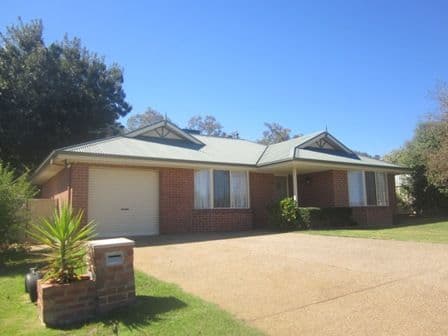 35 Alawarra Road, SPRINGDALE HEIGHTS NSW 2641, Springdale Heights - Image 1