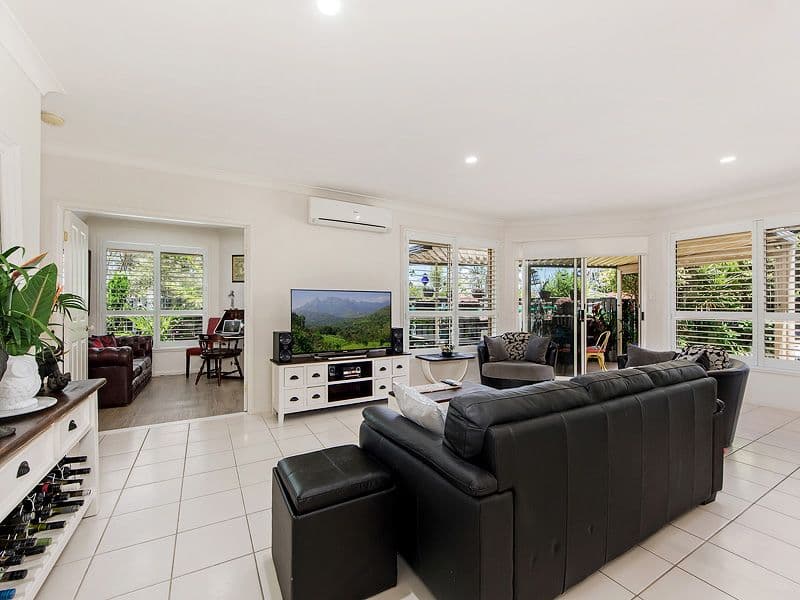 20 Rhiannon Drive, Ashmore QLD 4214, Ashmore - Image 1