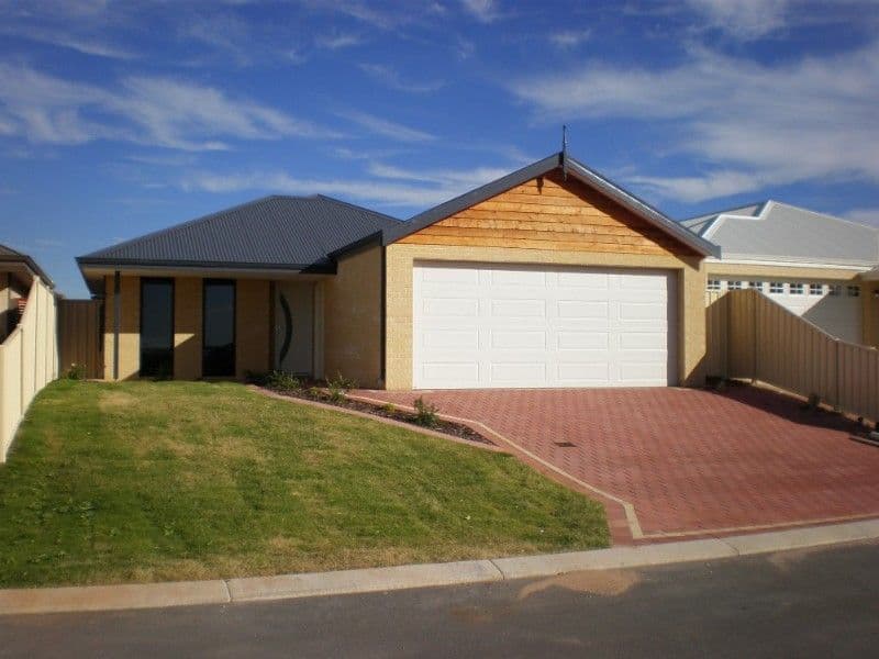 27 Wanda Circle, WANDINA WA 6530, Wandina - Image 1
