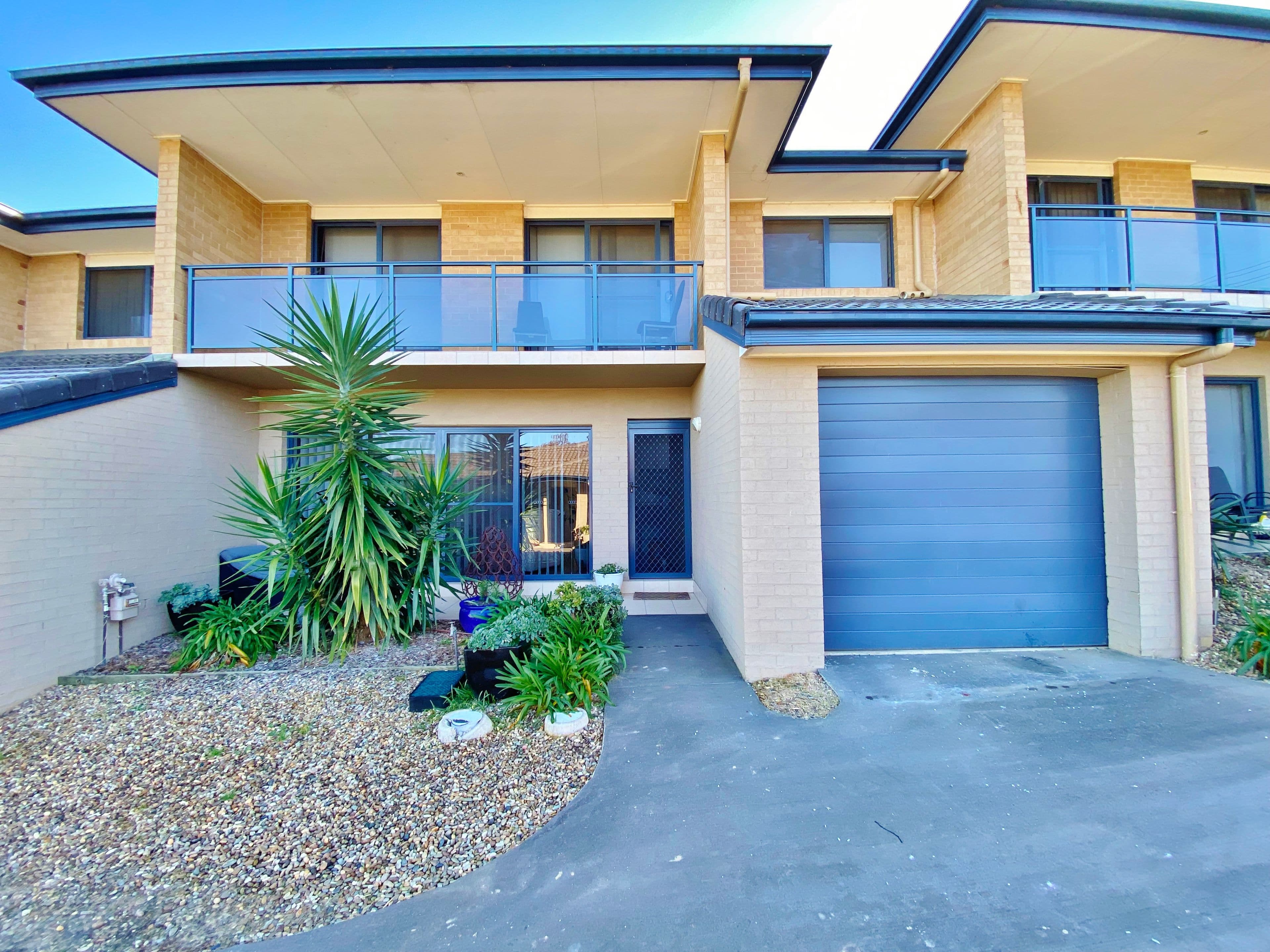 2/157 William Street, Young NSW 2594, Young - Image 1