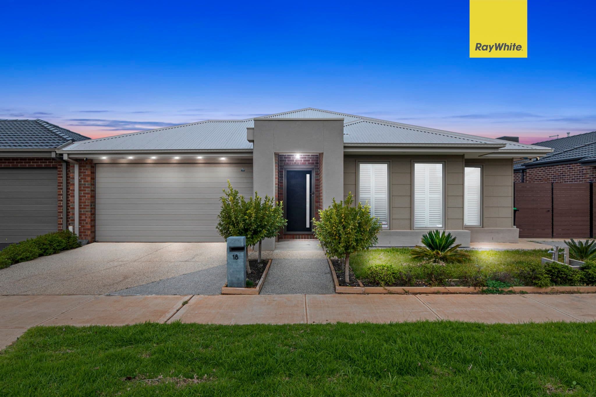 18 Barclay Street, THORNHILL PARK VIC 3335, Thornhill Park - Image 1
