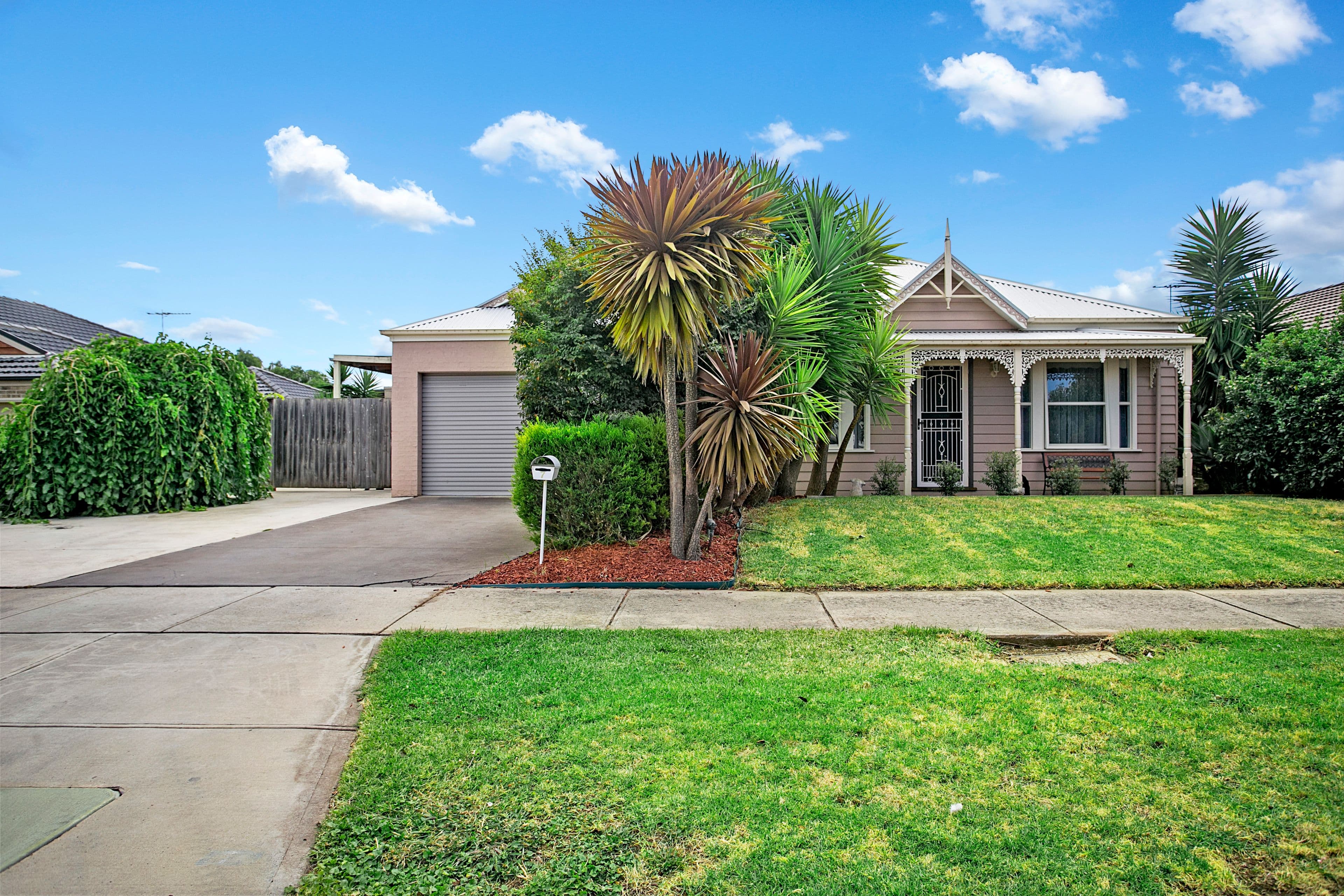7 Glade Court, Cranbourne VIC 3977, Cranbourne - Image 1