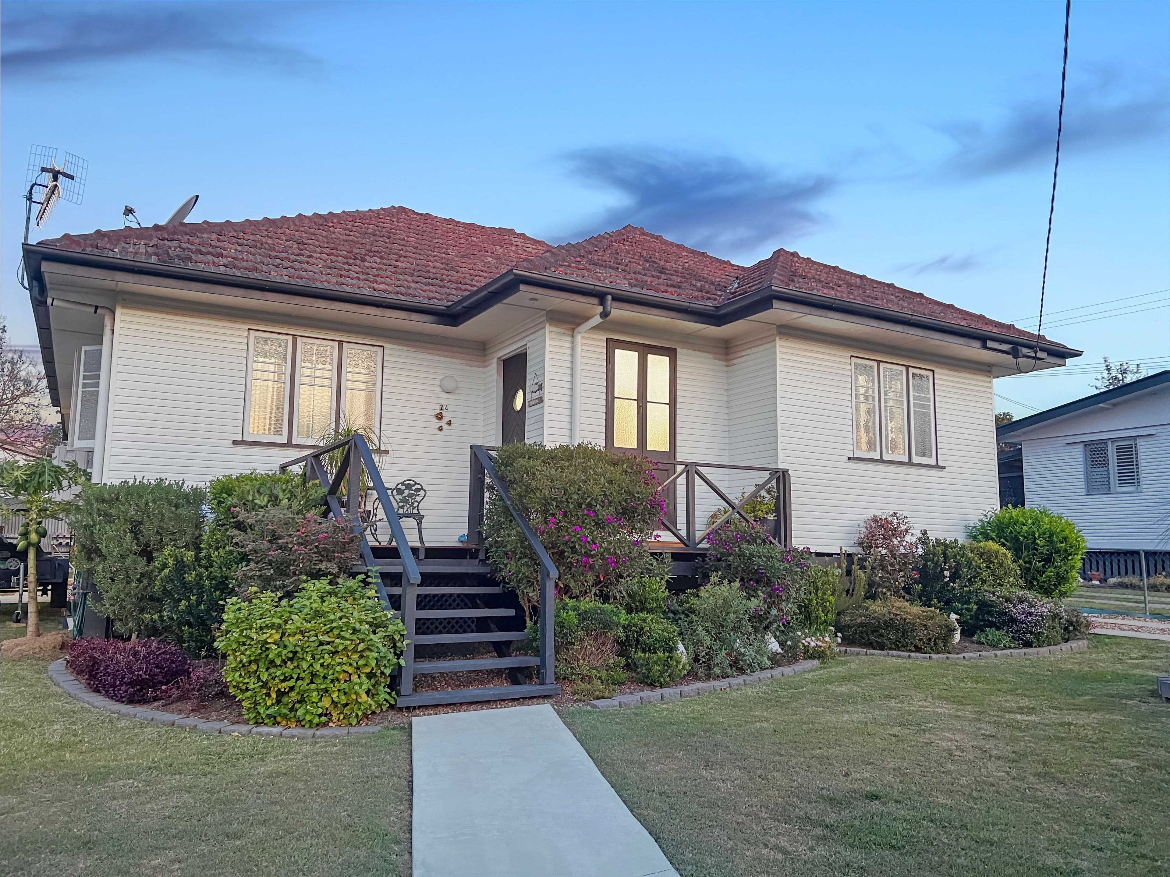 24 Short Street, Esk QLD 4312, Esk - Image 1