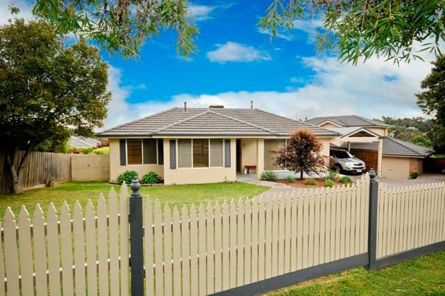 14 Russell Avenue, MOOROOLBARK VIC 3138, Mooroolbark - Image 1