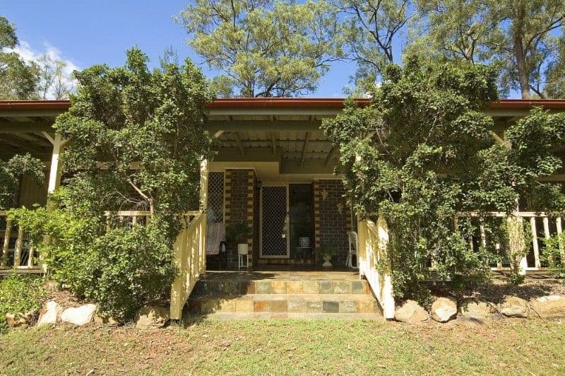 91-93 Woodlands Avenue, CAMIRA QLD 4300, Camira - Image 1