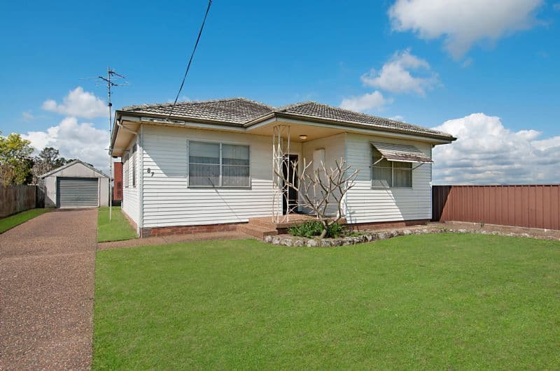 BOLWARRA NSW 2320, Bolwarra - Image 1