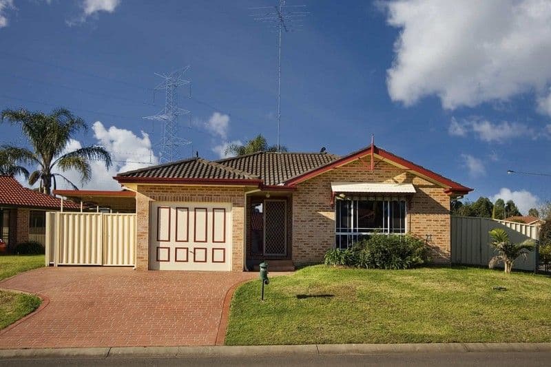 10 Scrubwren Place, GLENMORE PARK NSW 2745, Glenmore Park - Image 1