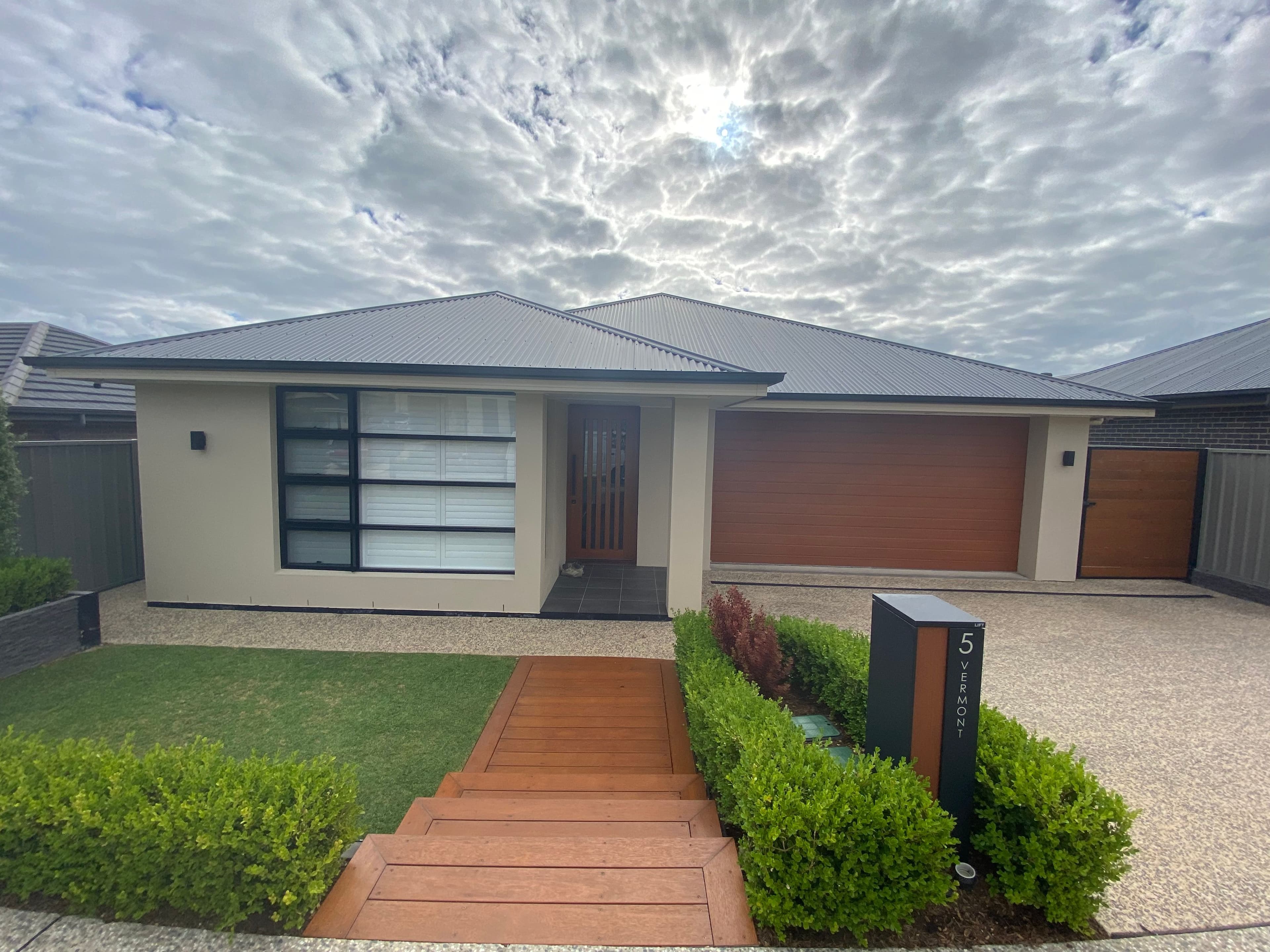 5 Vermont Road, Seaford Heights SA 5169, Seaford Heights - Image 1