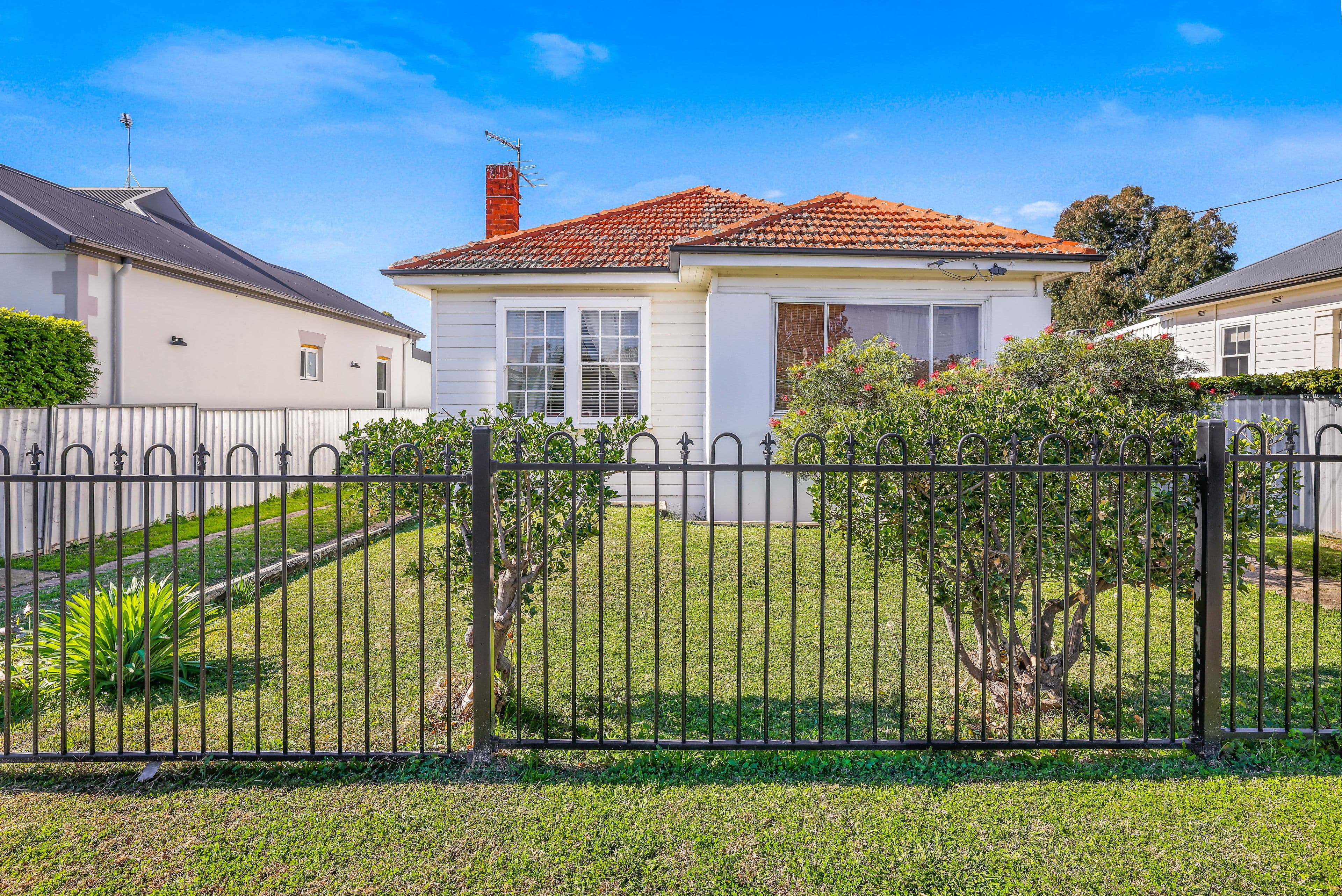 26 Hercules Street, Tamworth NSW 2340, Tamworth - Image 1