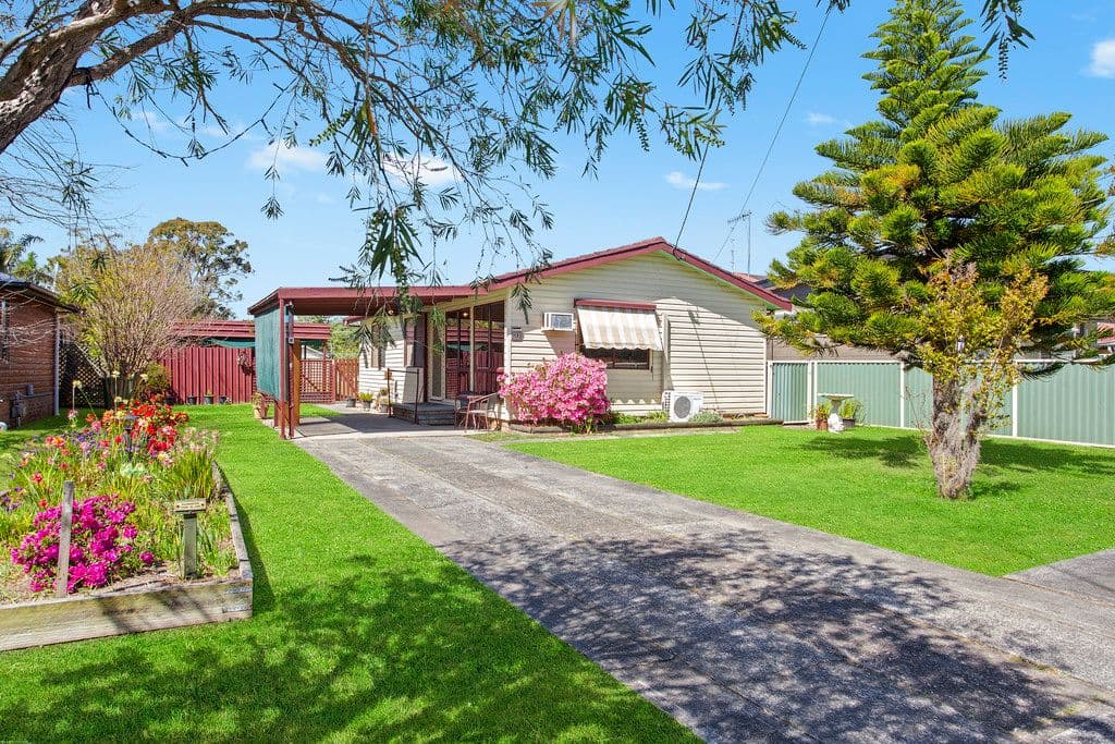 19 Shamrock Drive, Berkeley Vale NSW 2261, Berkeley Vale - Image 1