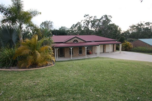 7 Topaz Court, SOUTHSIDE QLD 4570, Southside - Image 1