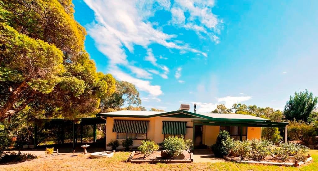 10 Rinkin Street, Cootamundra - Image 1