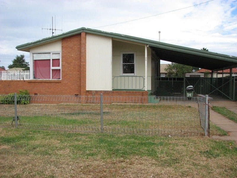 34 Stonham Street, Forbes - Image 1
