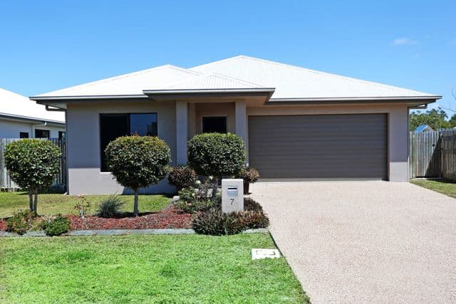 7 Batiki Crct, Burdell QLD 4818, Burdell - Image 1