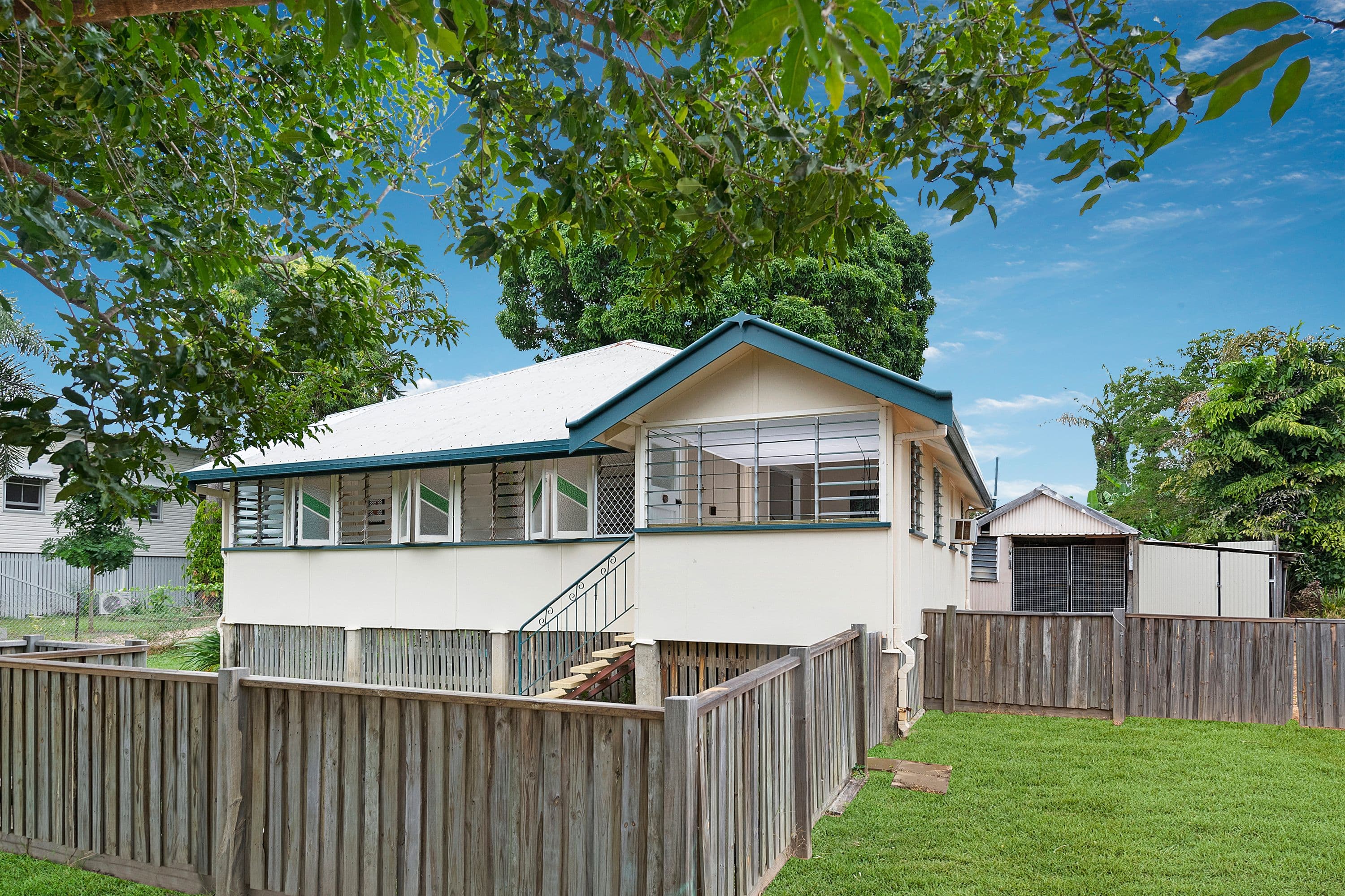 10 Summerfield Street, Hermit Park QLD 4812, Hermit Park - Image 1