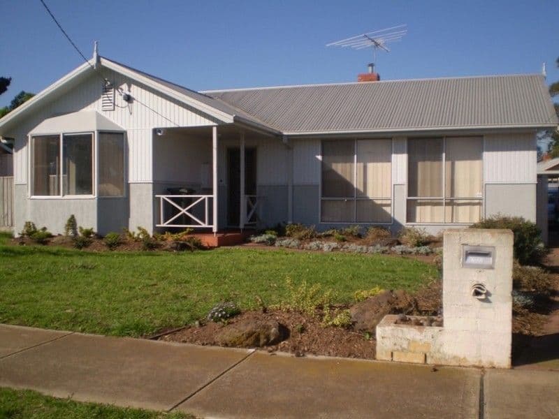 25 WACKETT Street, LAVERTON VIC 3028, Laverton - Image 1