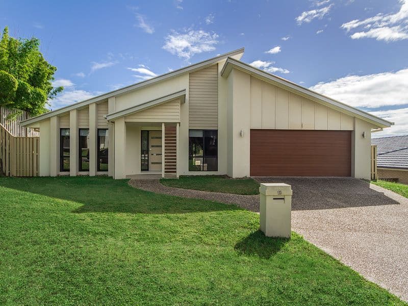 18 Laughlen Chase, Pacific Pines QLD 4211, Pacific Pines - Image 1