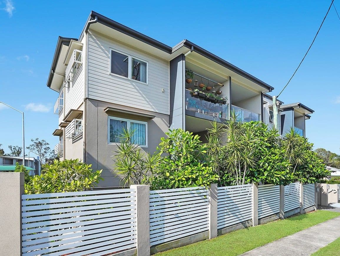 6 Ovendean Street, Yeronga QLD 4104, Yeronga - Image 1