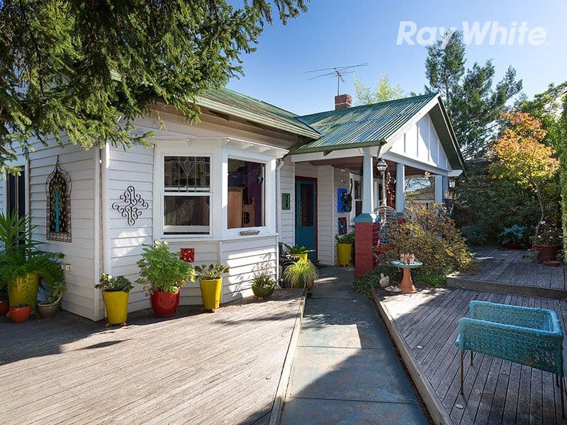 13 Wood Street, Beechworth VIC 3747, Beechworth - Image 1