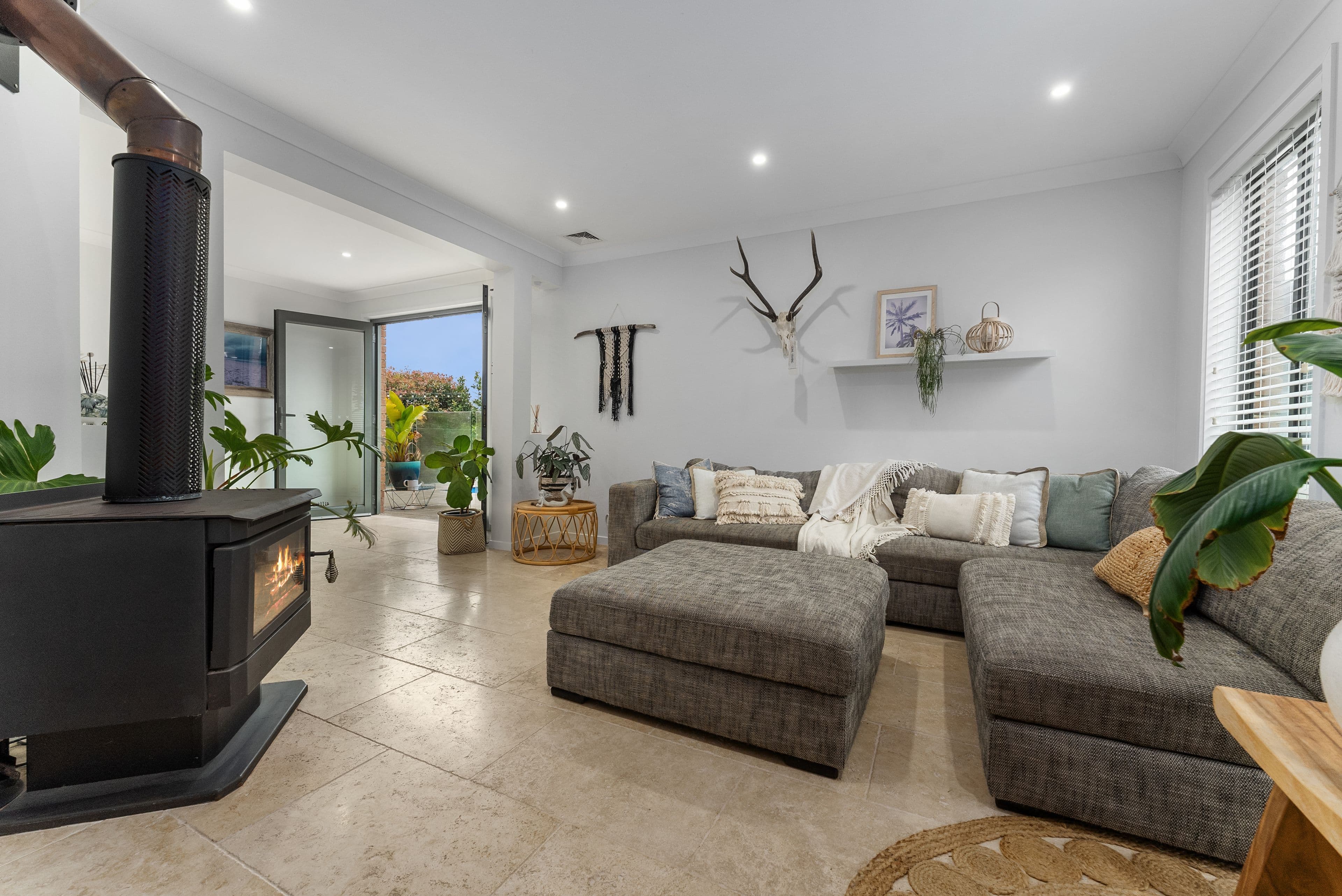 10 Handley Street, Helensburgh NSW 2508, Helensburgh - Image 1