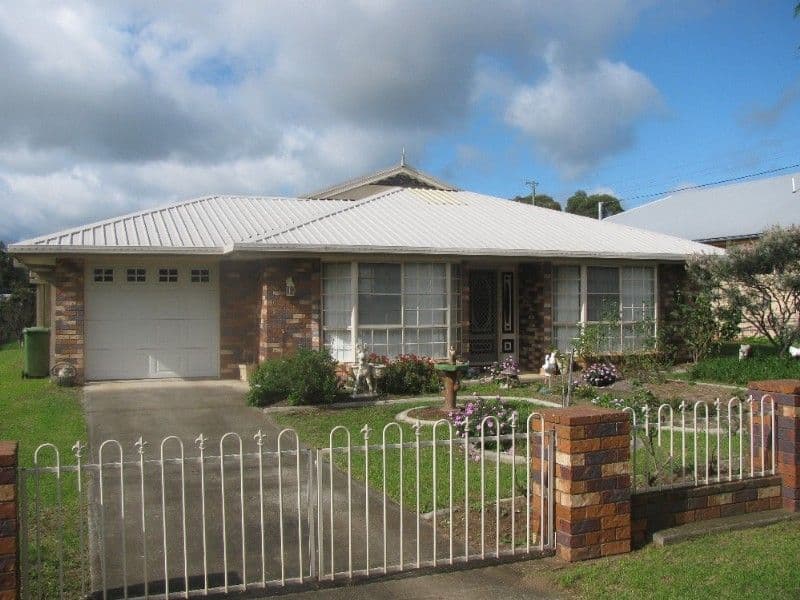 15 James Street, CROWS NEST QLD 4355, Crows Nest - Image 1