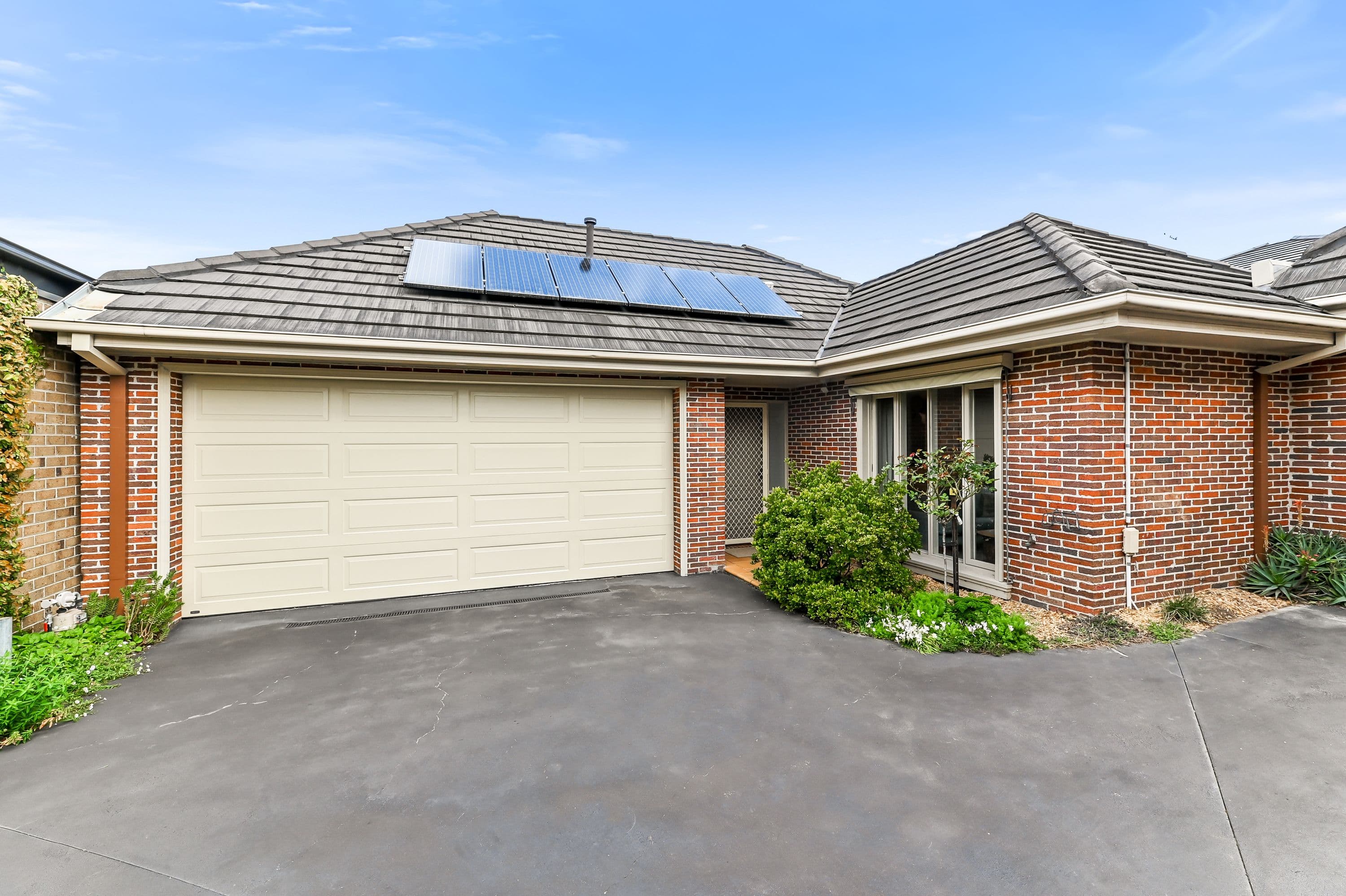 20 Irving Street, Mount Waverley VIC 3149, Mount Waverley - Image 1