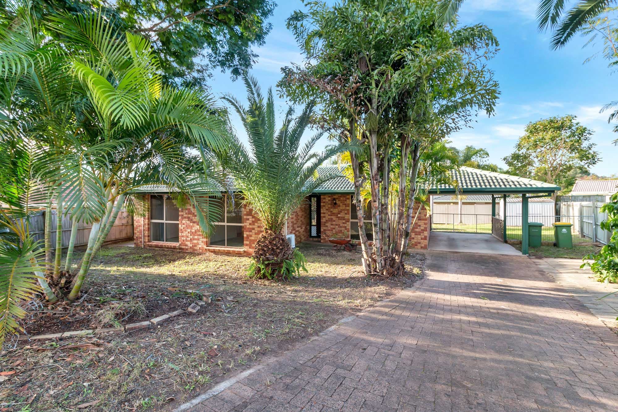 10 Mooloolah Court, Hillcrest QLD 4118, Hillcrest - Image 1