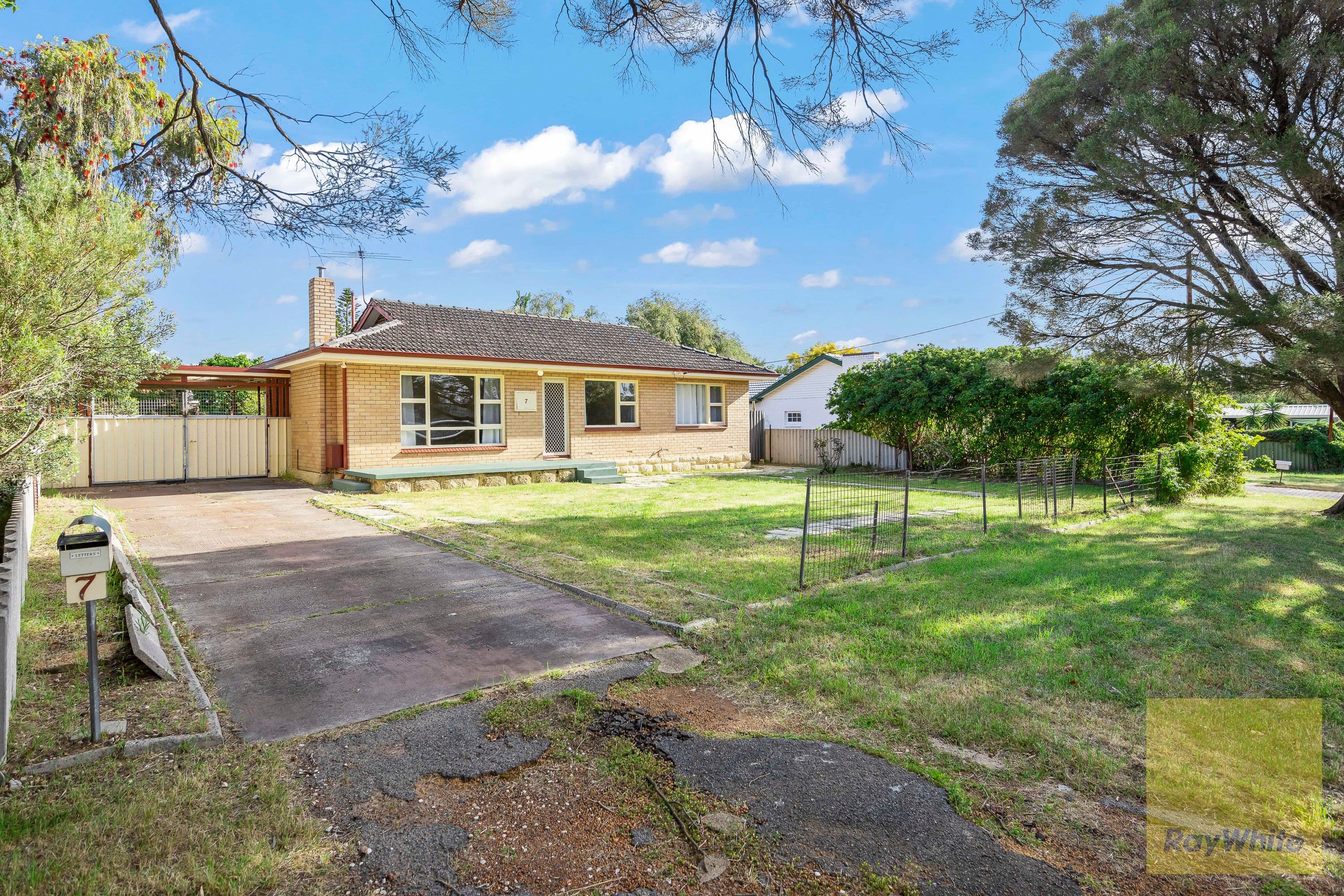 7 Herriard Road, Armadale WA 6112, Armadale - Image 1