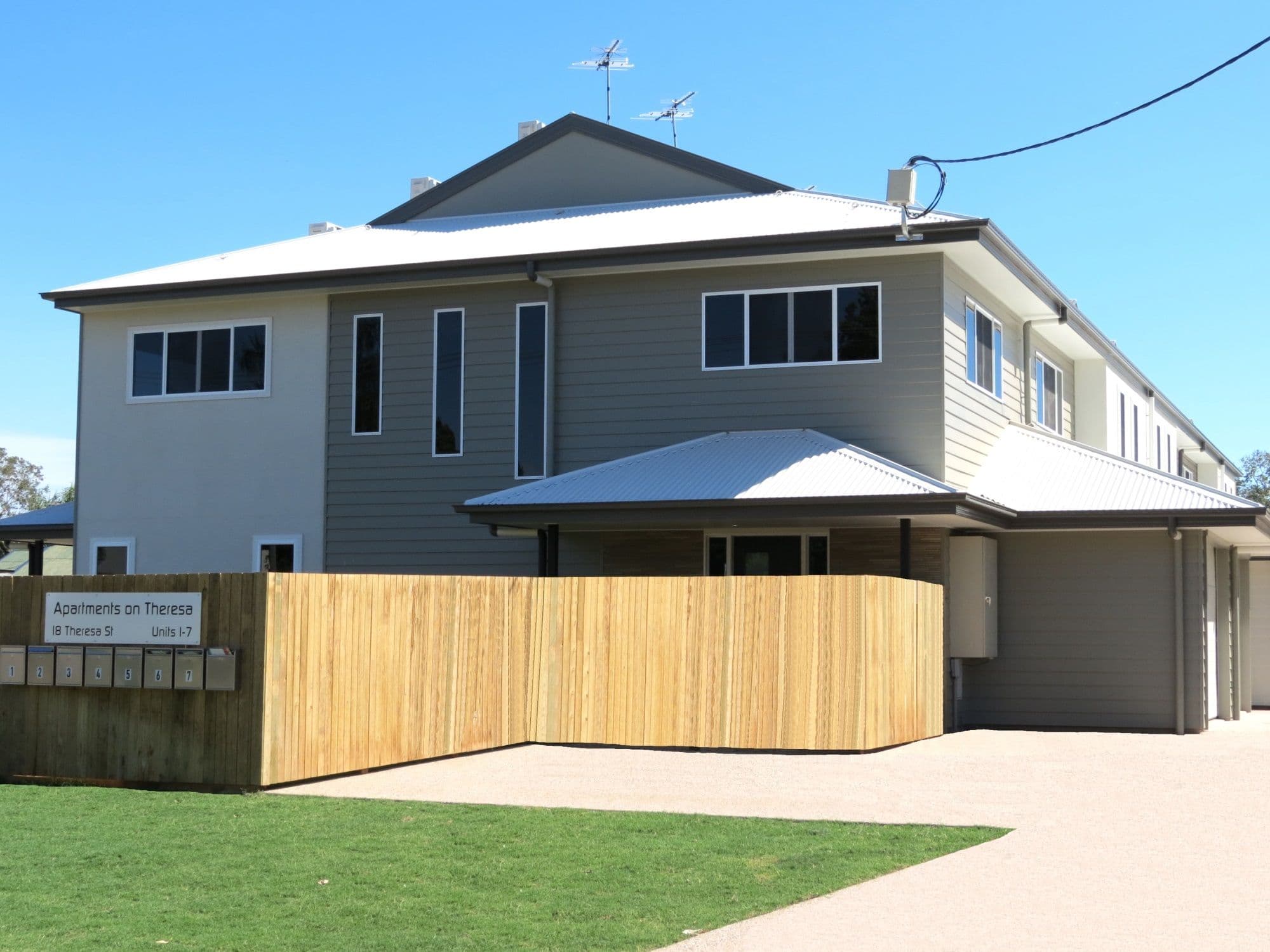 18 Theresa Street, EMERALD QLD 4720, Emerald - Image 1