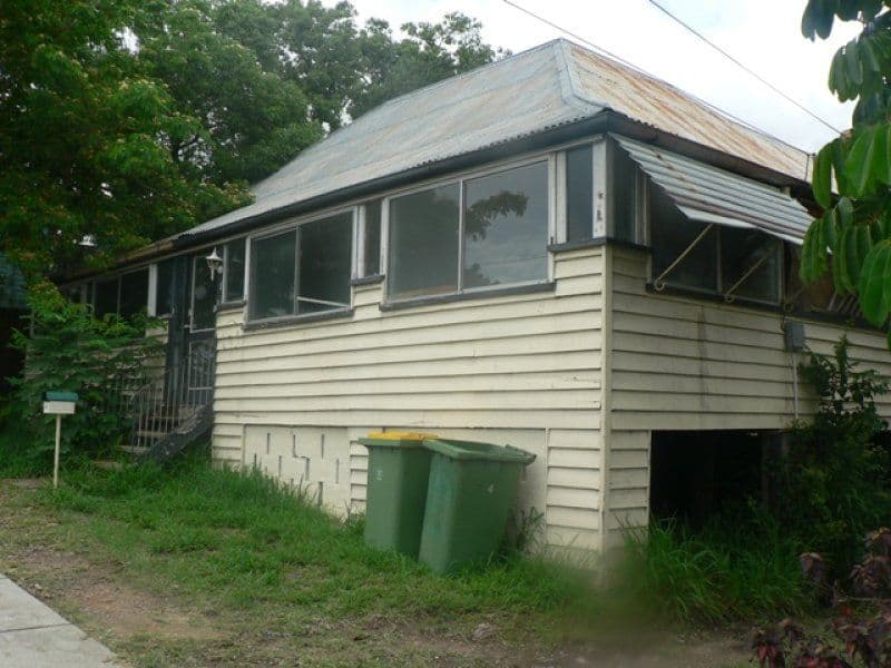 4 Burnett Street, West Ipswich QLD 4305, West Ipswich - Image 1