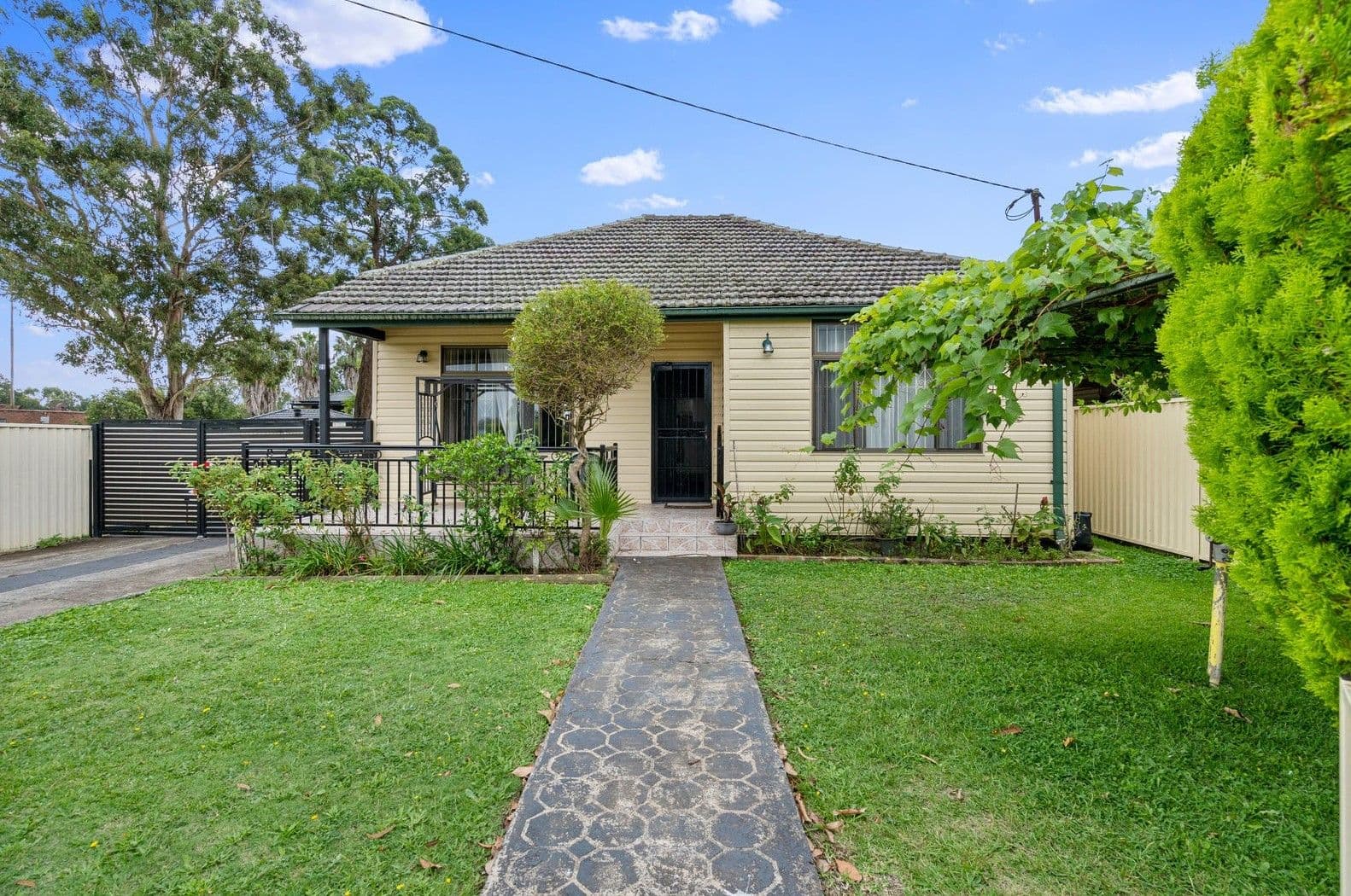 25 Tavistock Street, Auburn NSW 2144, Auburn - Image 1