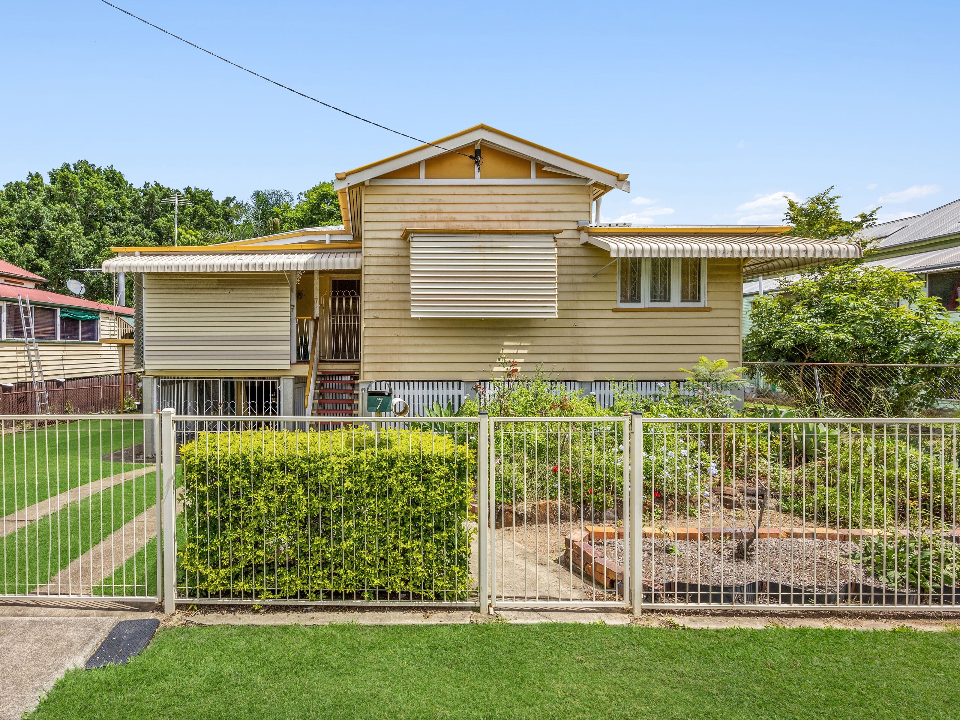 7 High Street, Bundamba QLD 4304, Bundamba - Image 1