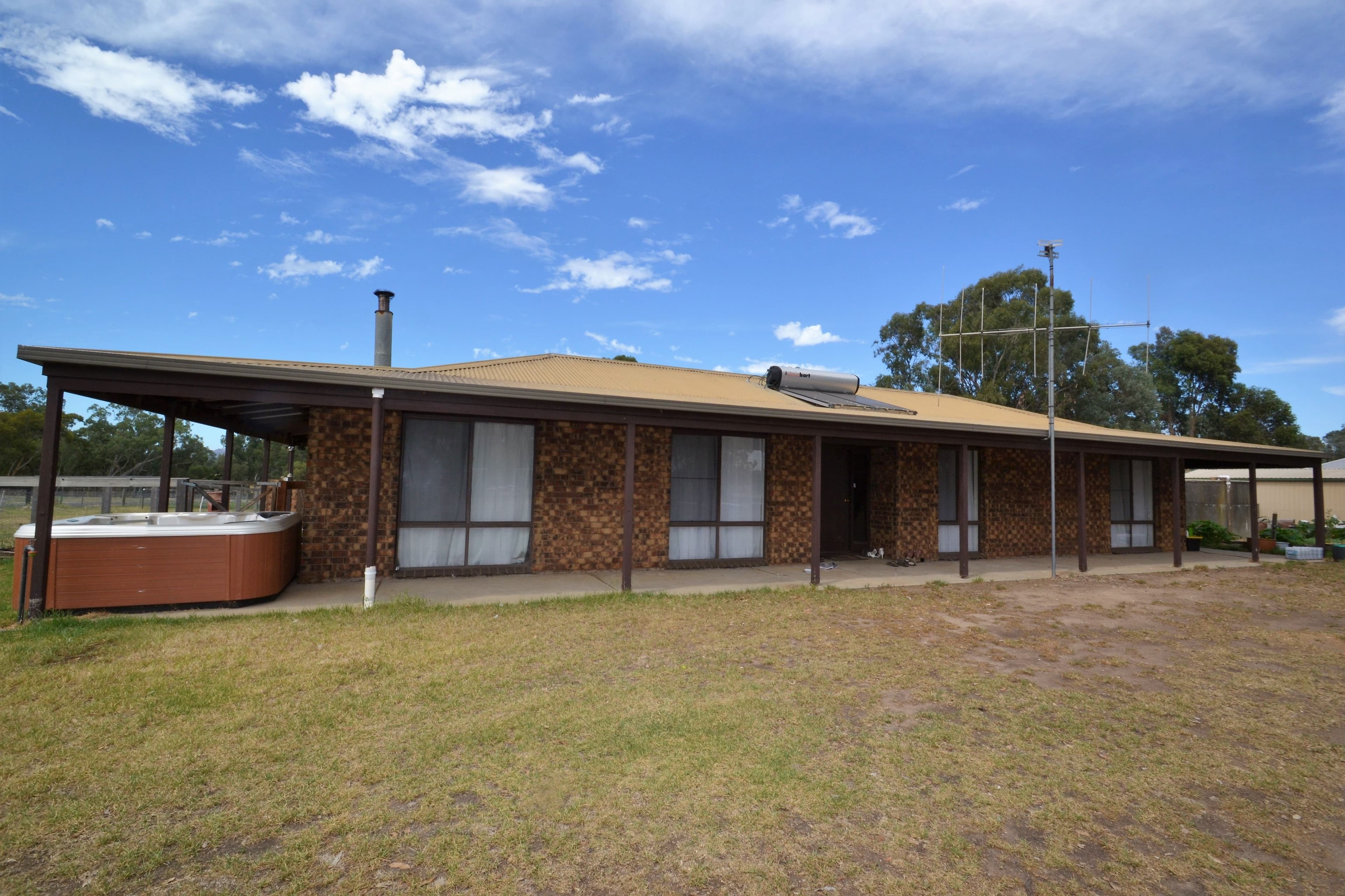 210 Highlands Road, Seymour VIC 3660, Seymour - Image 1