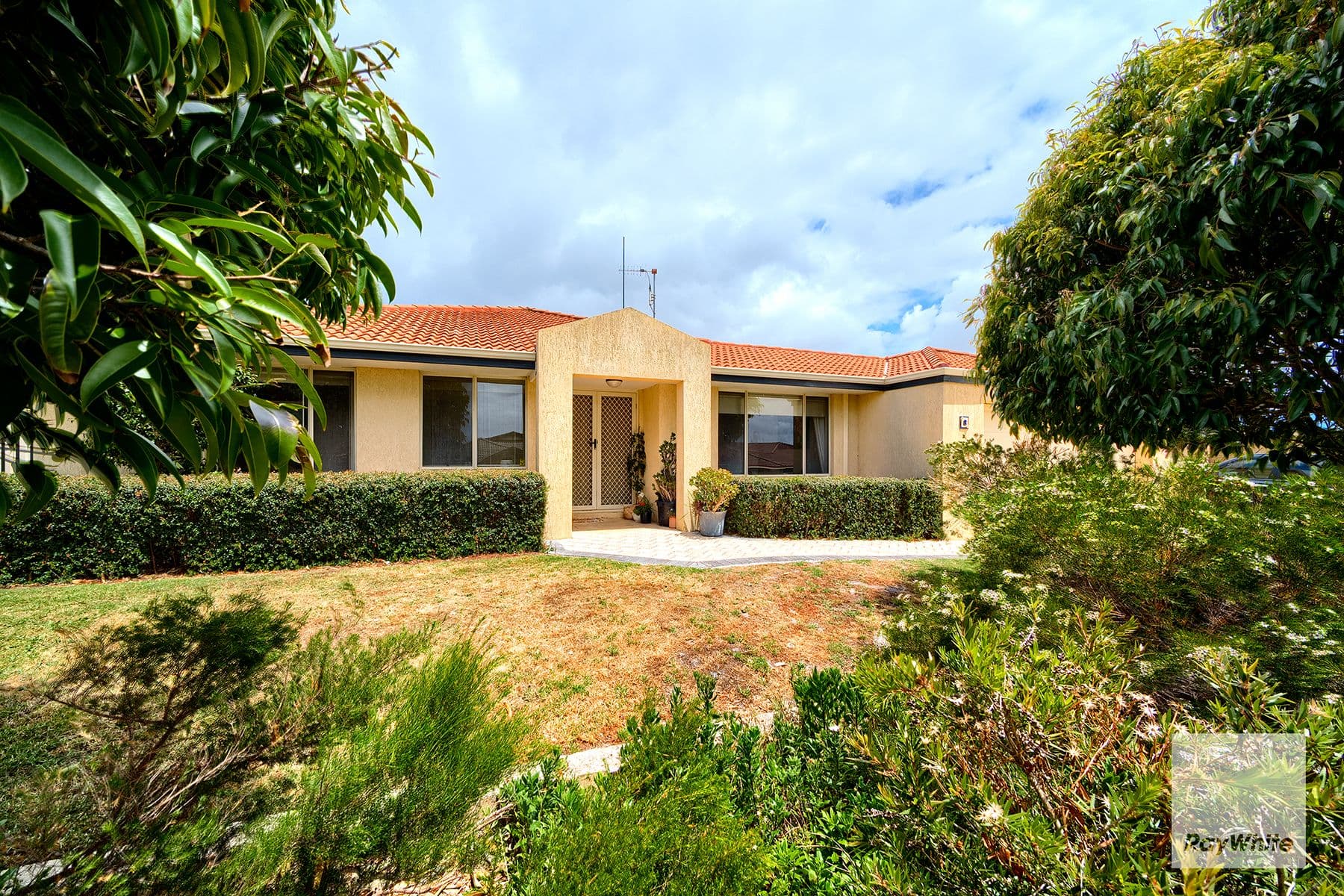 8 Cooper Way, Yakamia WA 6330, Yakamia - Image 1