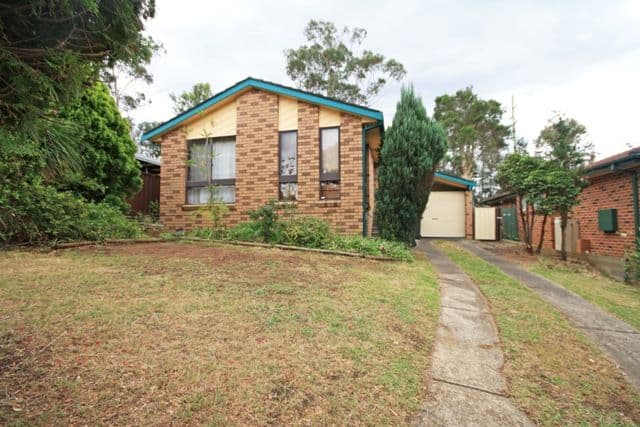 34 Gentian Avenue, MACQUARIE FIELDS NSW 2564, Macquarie Fields - Image 1