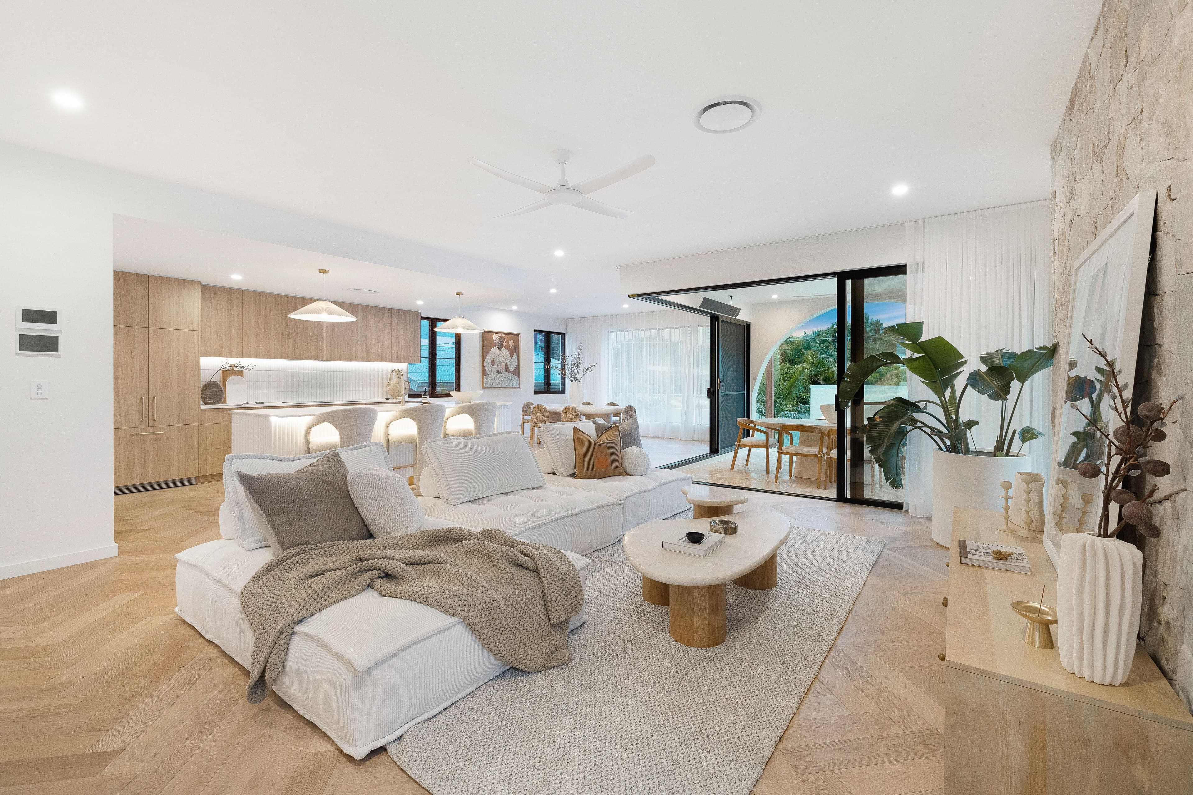 27 Banksia Broadway, Burleigh Waters QLD 4220, Burleigh Waters - Image 1