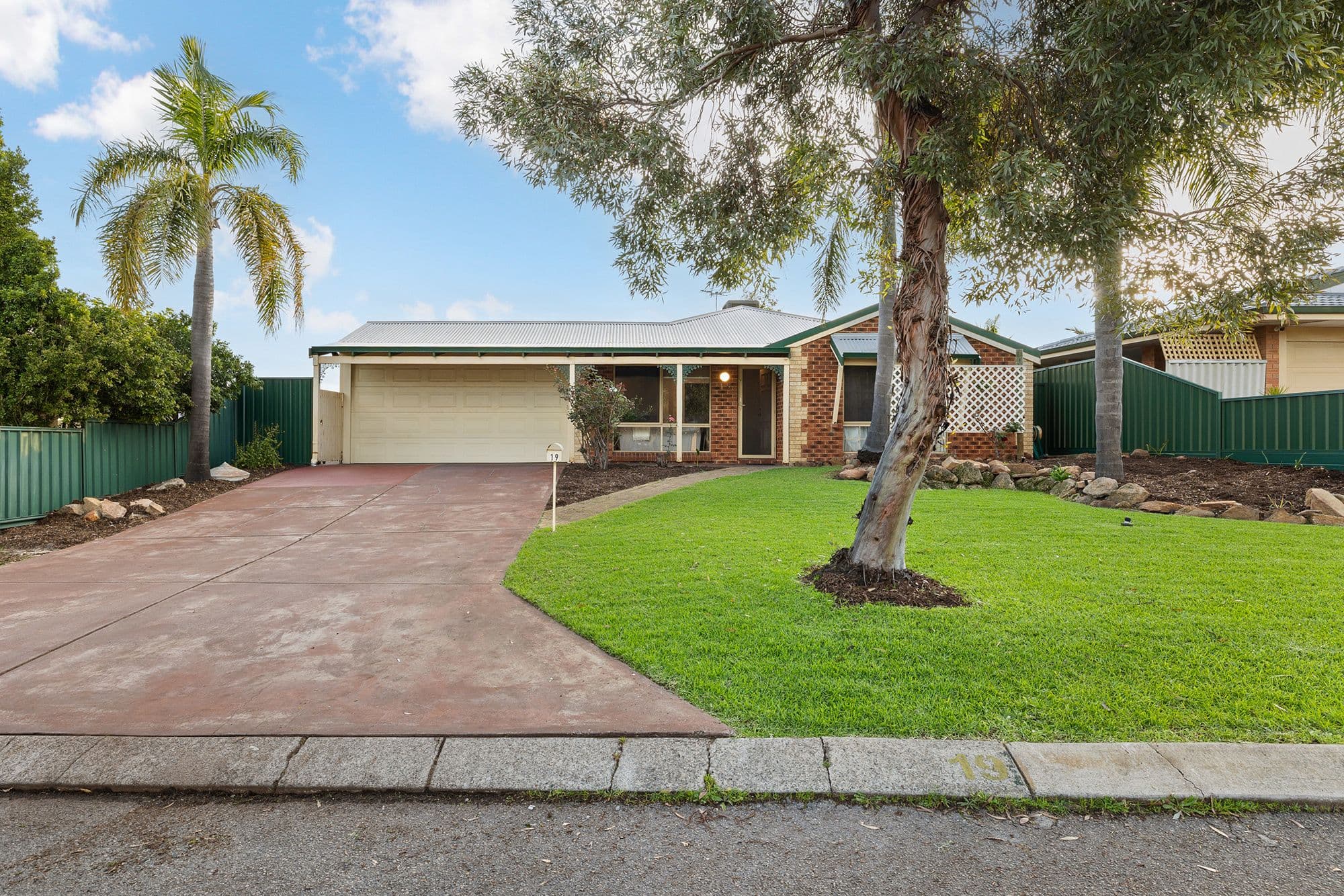19 Pinewood Place, Beechboro WA 6063, Beechboro - Image 1