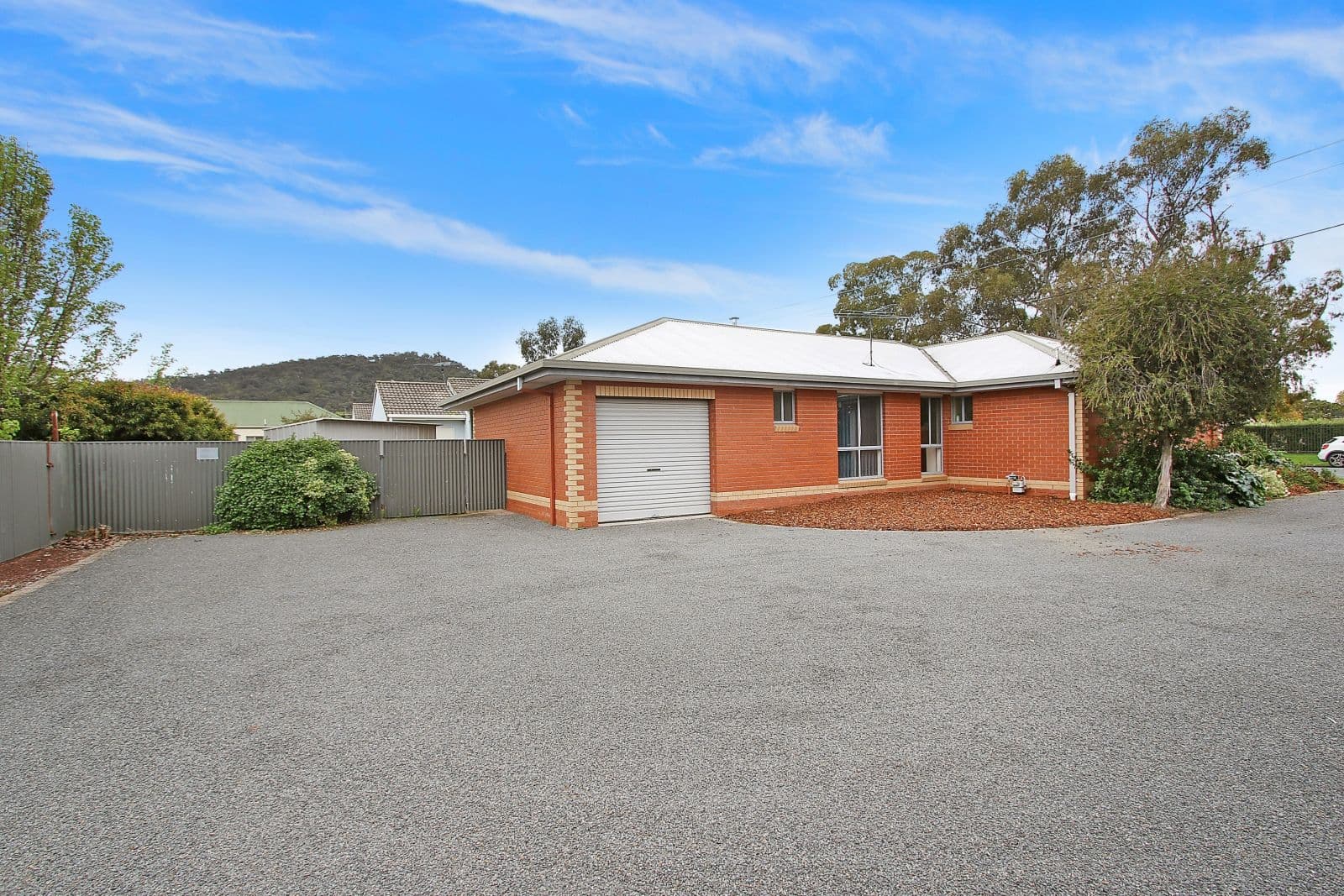 1/567 Webb Street, Lavington NSW 2641, Lavington - Image 1