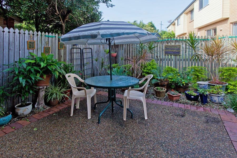 31 Birdwood Road, HOLLAND PARK WEST QLD 4121, Holland Park West - Image 1