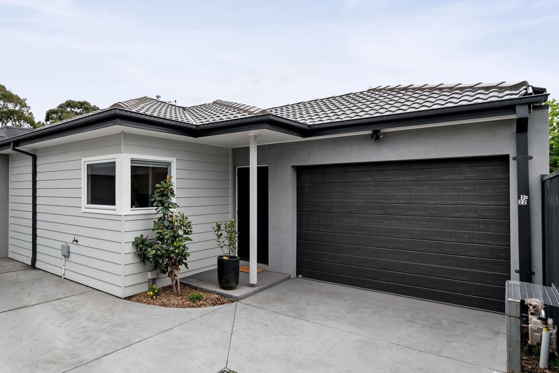 22 Almond Avenue, Brooklyn VIC 3012, Brooklyn - Image 1