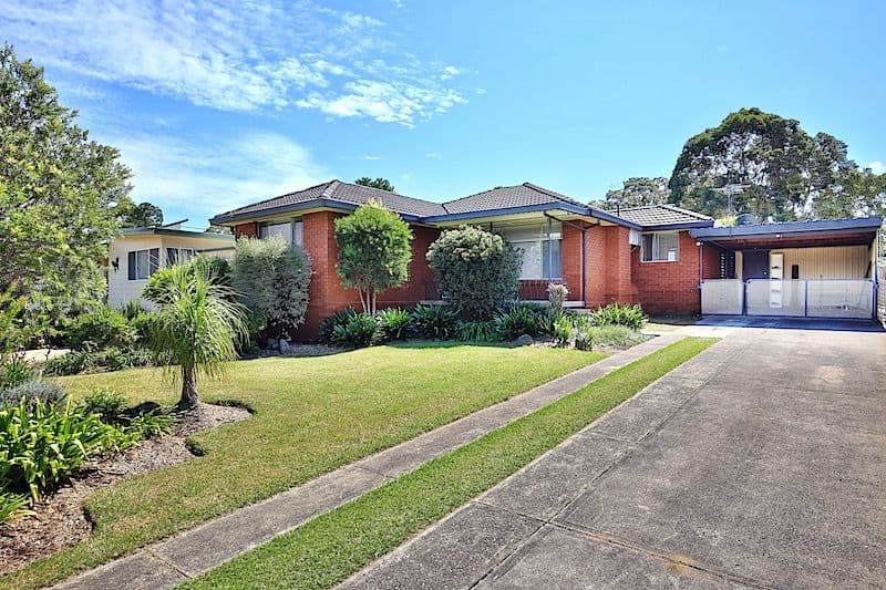 5 Crest Avenue, North Nowra - Image 1