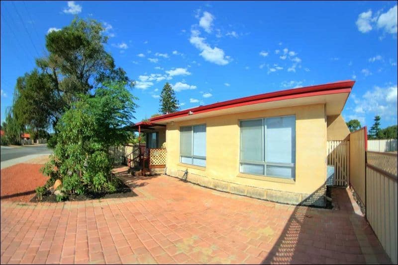 43 Hamilton Road, HIGH WYCOMBE WA 6057, High Wycombe - Image 1