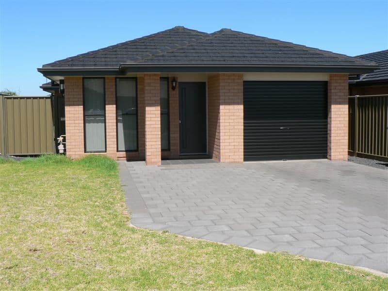 9A Thornett Place, DUBBO NSW 2830, Dubbo - Image 1