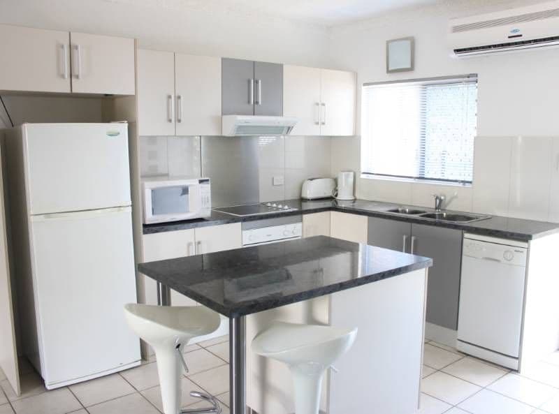 222 Grafton Street, CAIRNS NORTH QLD 4870, Cairns North - Image 1