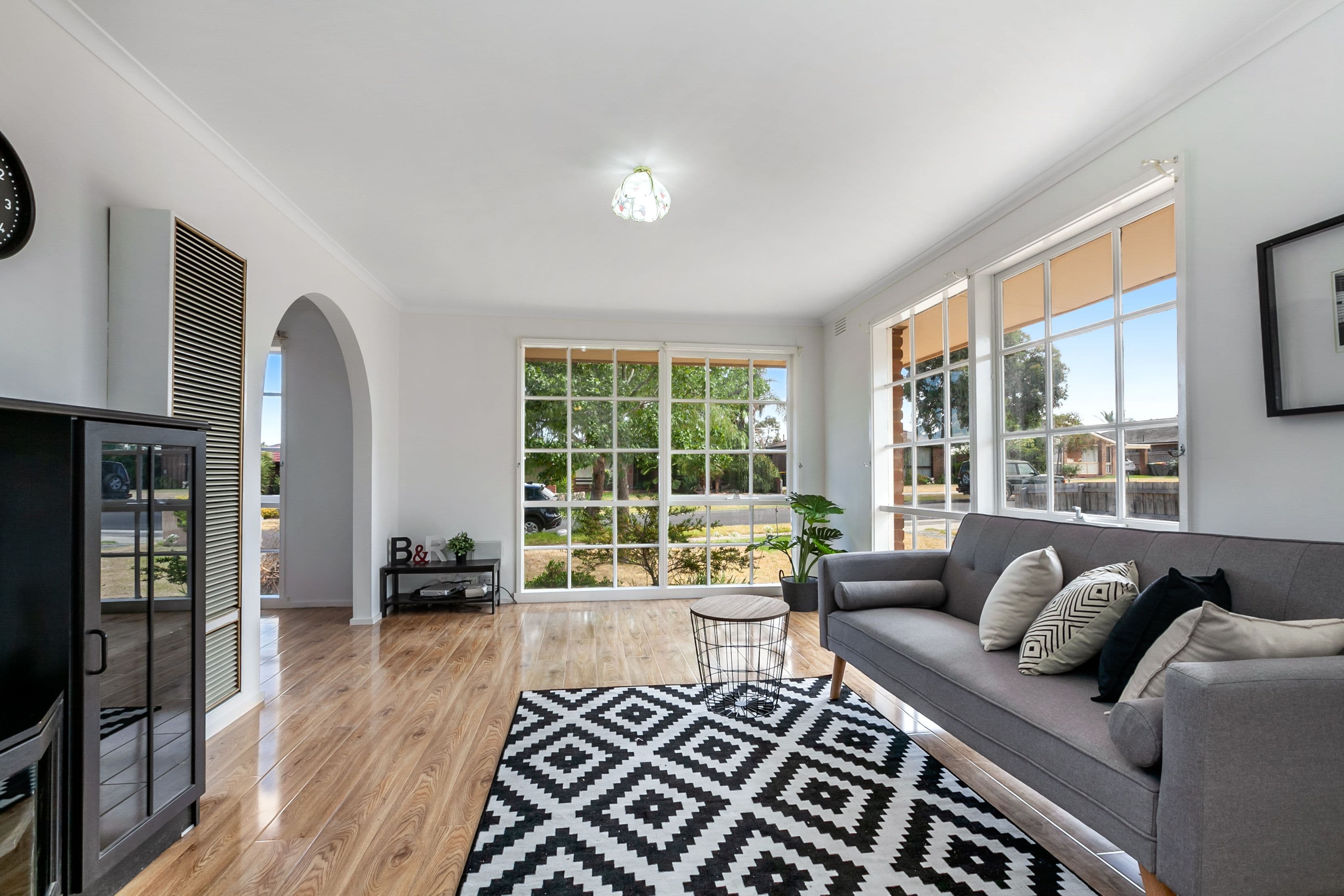 10 Wenden Road, Mill Park VIC 3082, Mill Park - Image 1