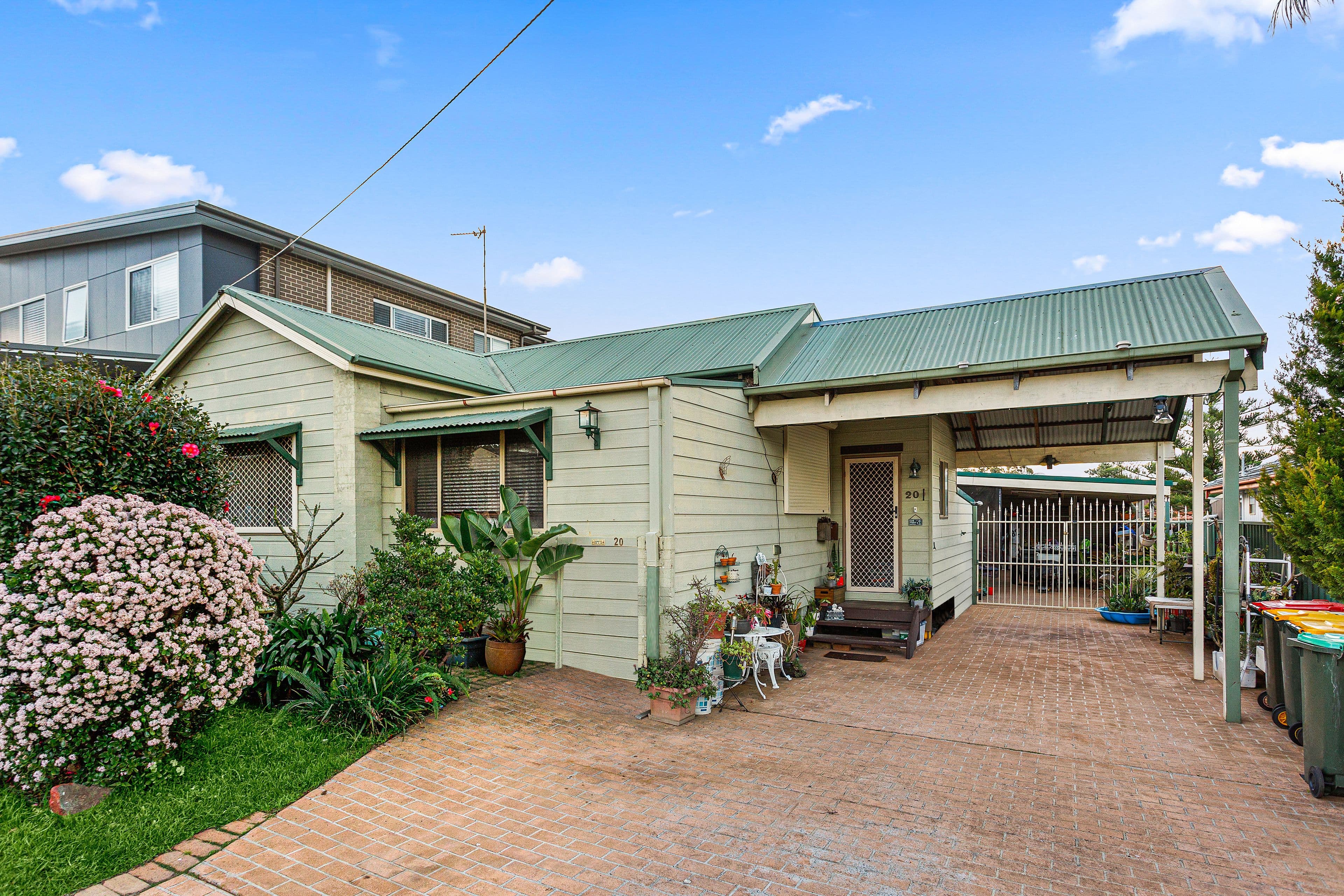 20 Griffiths Street, Oak Flats NSW 2529, Oak Flats - Image 1
