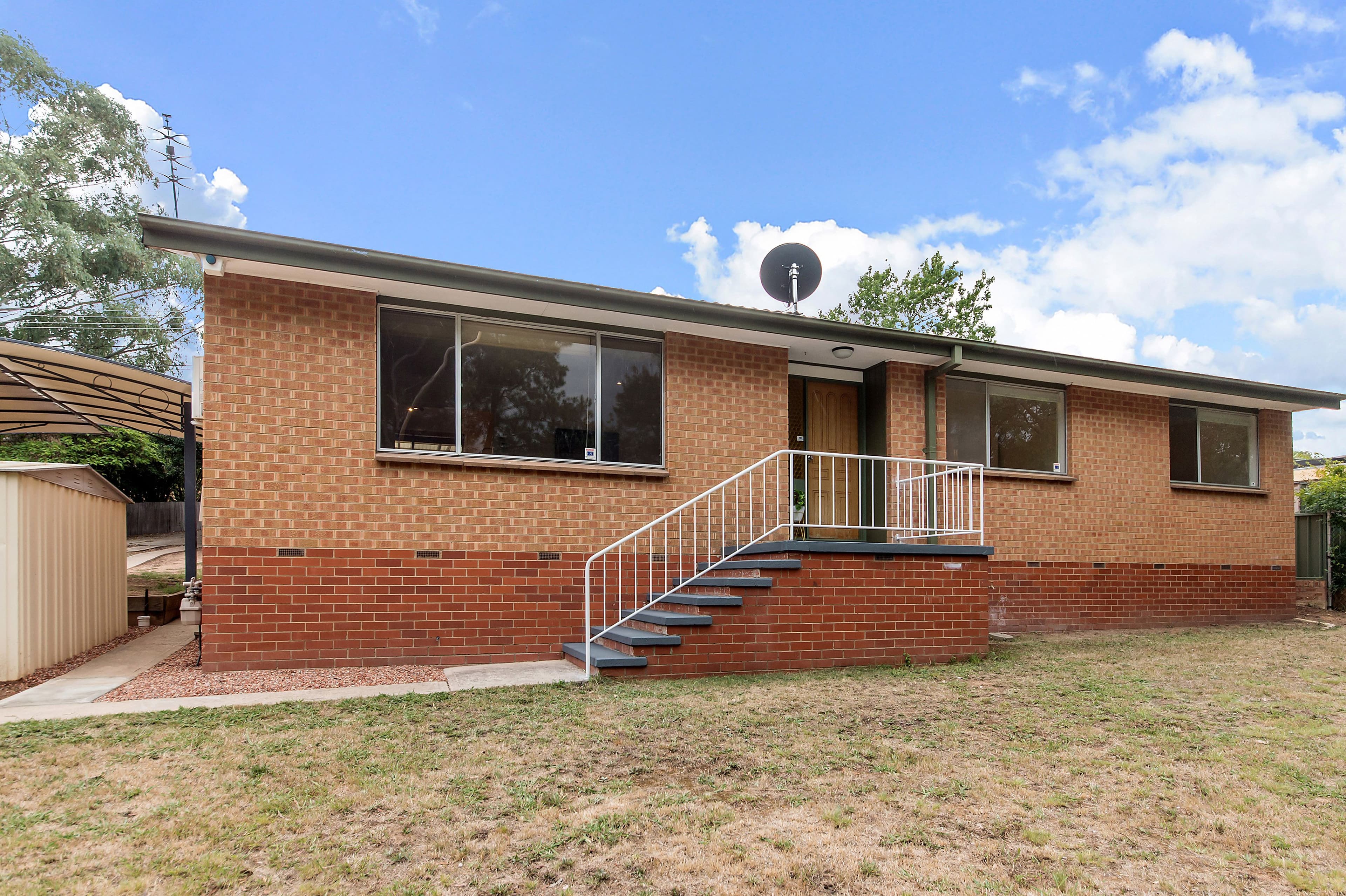 36 Degraves Crescent, Wanniassa ACT 2903, Wanniassa - Image 1