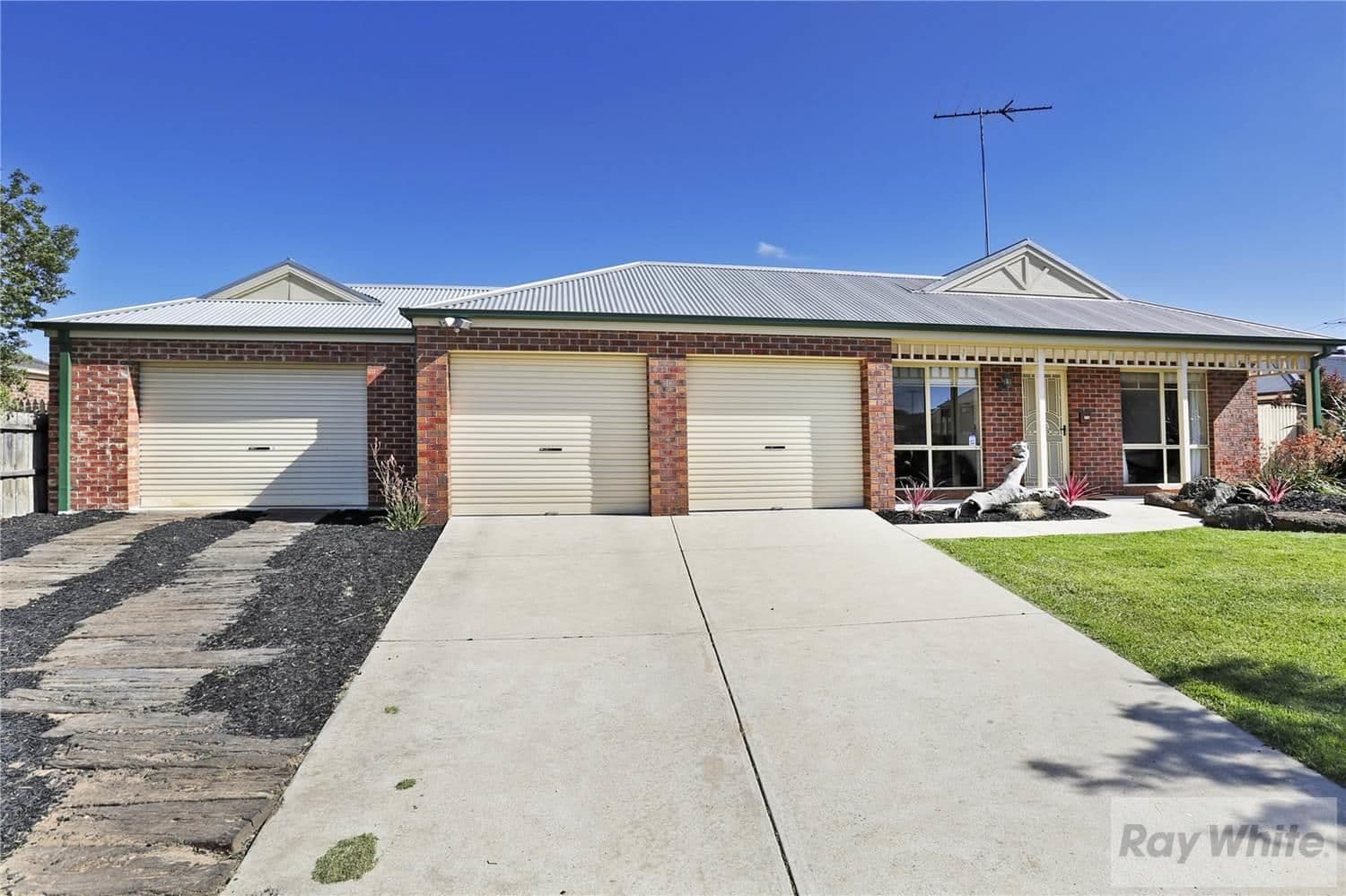 14 Evergreen Court, Lara VIC 3212, Lara - Image 1